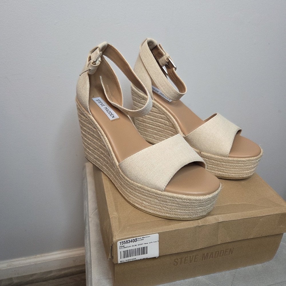 Steve Madden Zullow Ajustable Ankle Straps Women's Cream Wedge Sandals, Sz 9.5